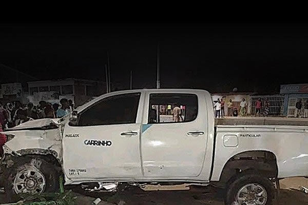 Carro desgovernado mata seis pessoas e fere seis no Camama