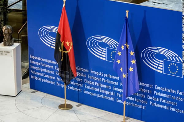 Angola em risco de perder 25 milhões de euros para não apoiar reforma da justiça - União Europeia