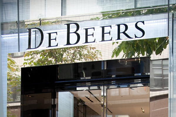 Diamantíferas angolanas assinam acordo de promoção do setor com a De Beers