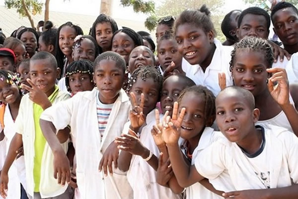 Um milhão de alunos vão frequentar o ano escolar 2022-2023 em Angola