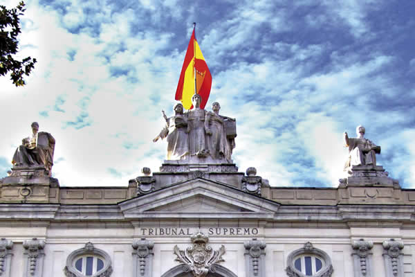 Justiça espanhola retira suspeitas a ex-dirigente de empresa investigada em contratos em Angola