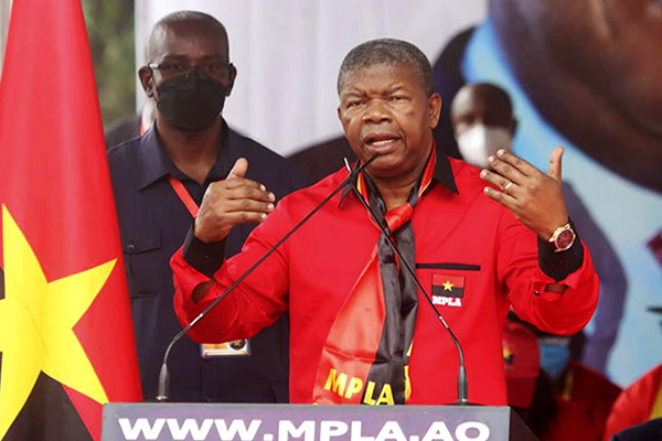 Líder do MPLA apelou ao voto para desmontar os que 