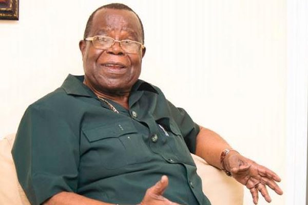 Morreu o nacionalista angolano e deputado  Miguel N’zau Puna aos 90 anos