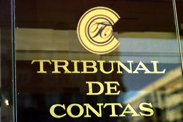 Tribunais de contas português e angolano renovam cooperação para juntar auditores